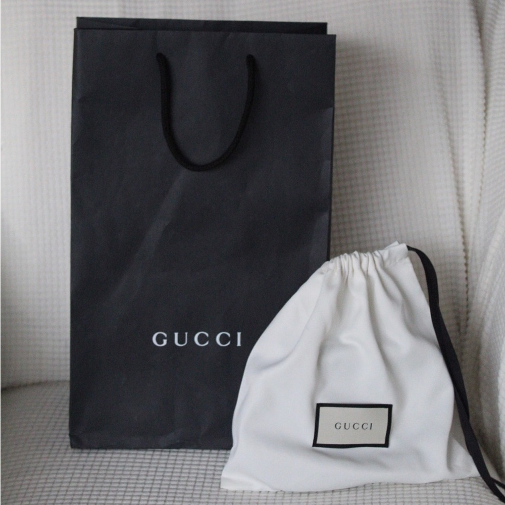 GUCCI LEATHER BELT WITH INTERLOCKING G